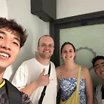 A Little Saigon Hotel - Bui Vien Walking Street