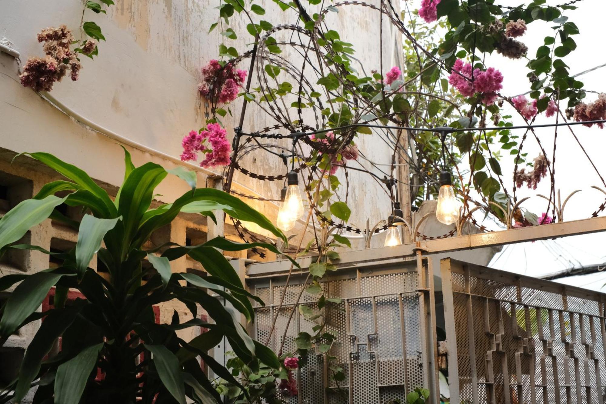 A Little Saigon - Bui Vien Walking Street Aparthotel