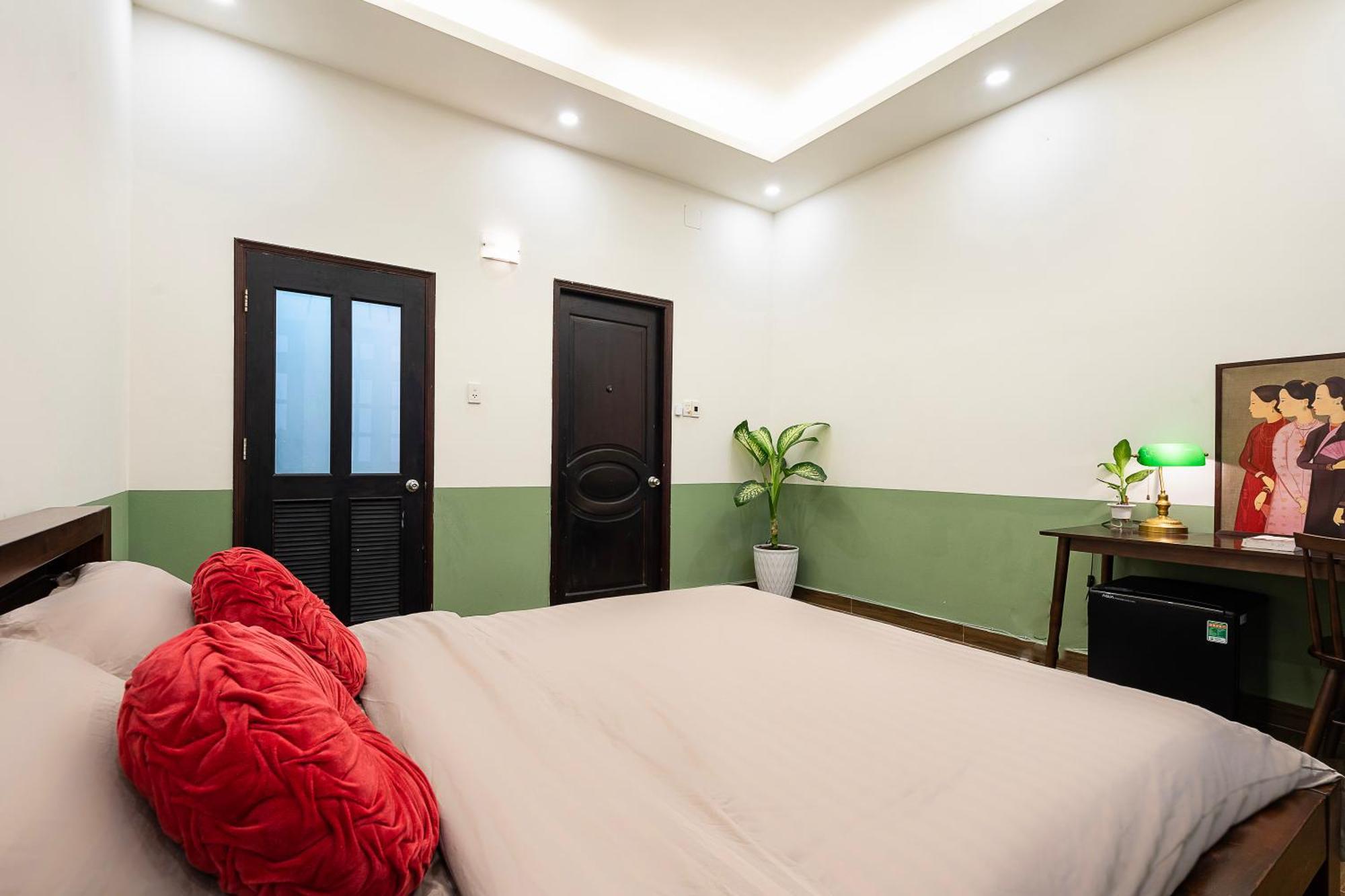 Aparthotel A Little Saigon - Bui Vien Walking Street *