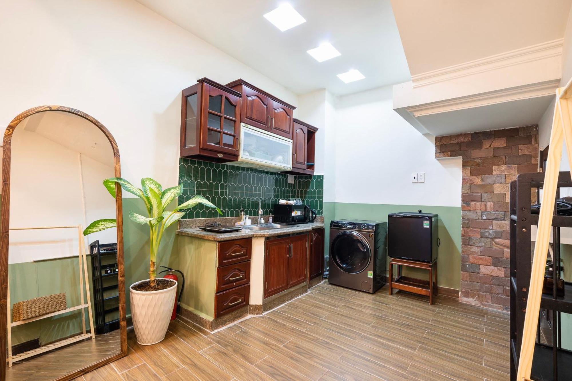 A Little Saigon - Bui Vien Walking Street Aparthotel *