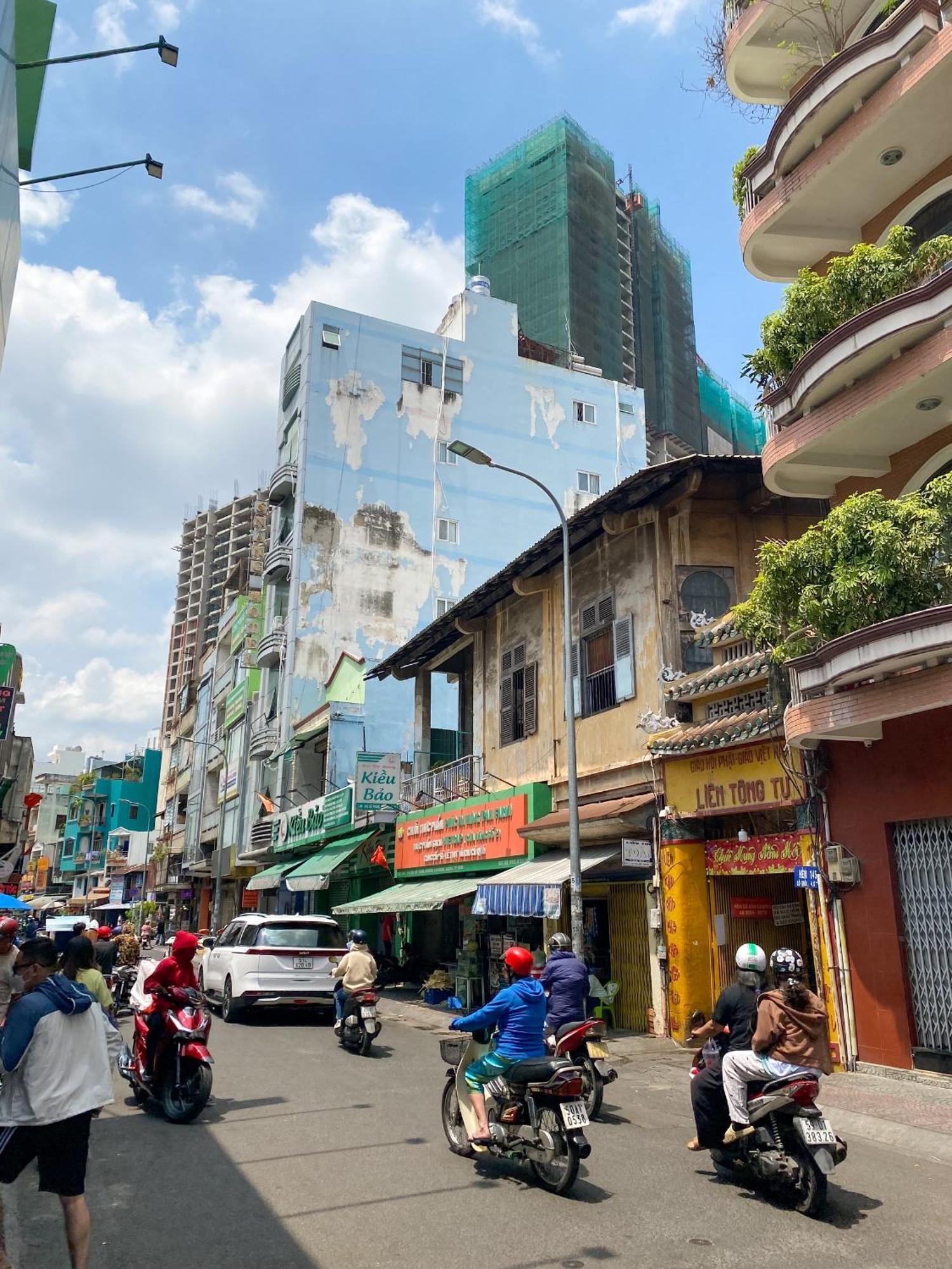A Little Saigon - Bui Vien Walking Street * Ho Chi Minh City